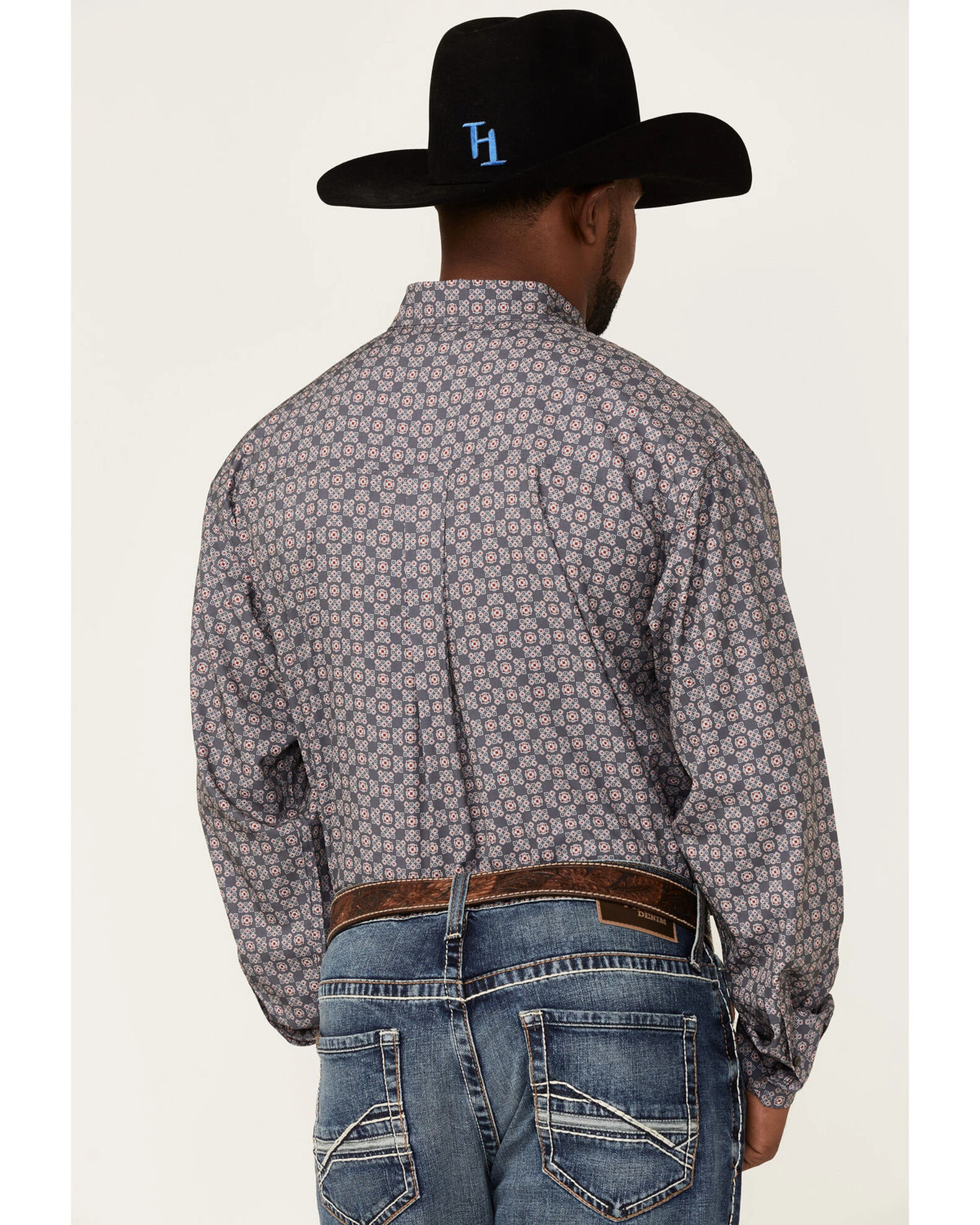 Cinch Men's Arena Flex Grey Medallion Geo Print Long Sleeve Button-Down Stretch Western Shirt 4 Cinch Men's Arena Flex Grey Medallion Geo Print Long Sleeve Button-Down Stretch Western Shirt - Image 4